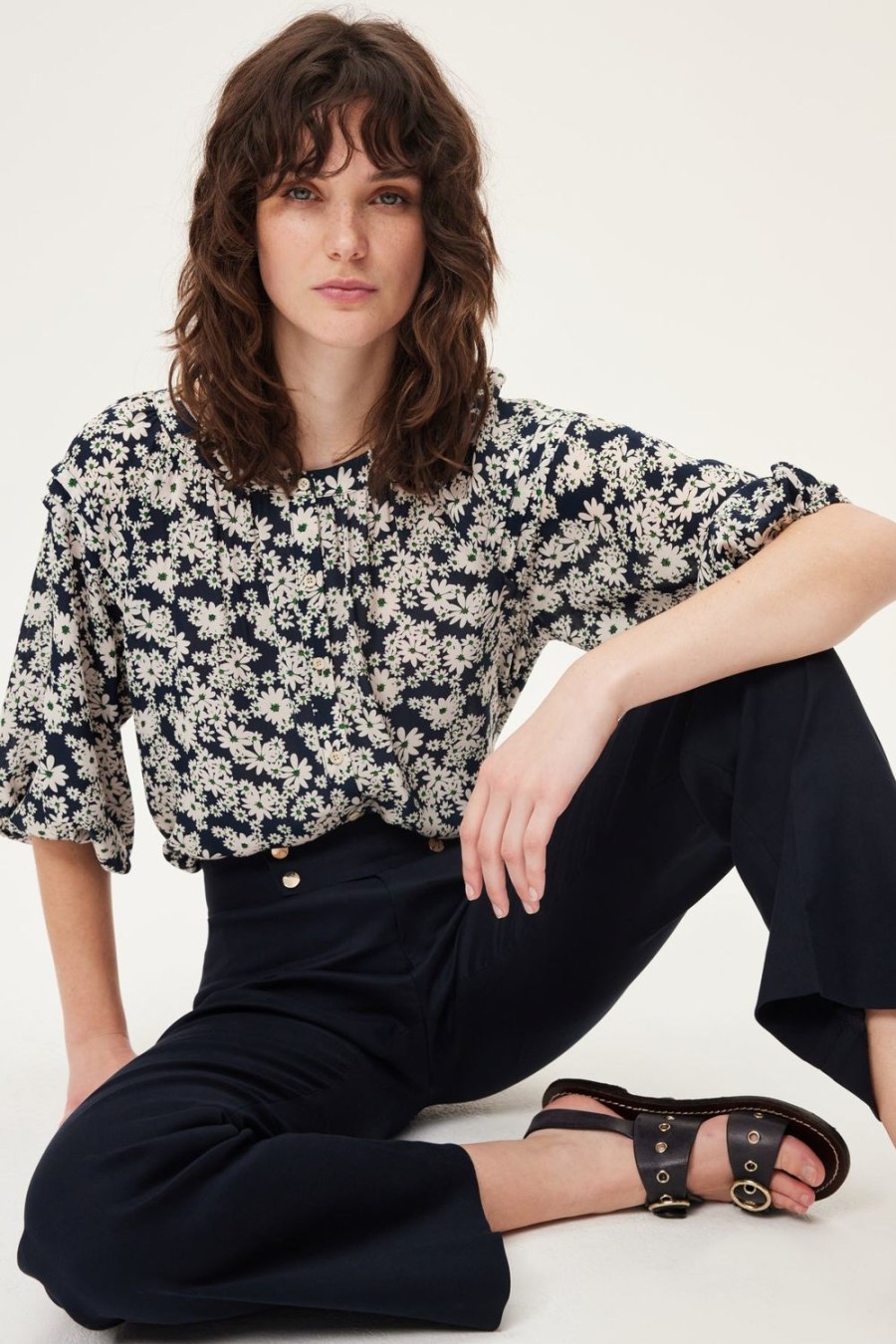 Pablo Camisa Fluida Con Flores - Afsa Marina Camisas Y Blusas